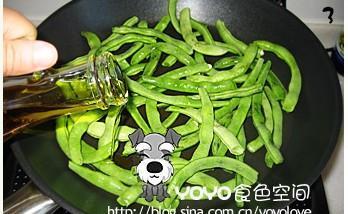 橄榄菜清炒四季豆的做法步骤3