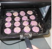 紫薯芝麻饼的做法图解5