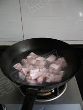煎肉味道的电饭煲酱香五花肉的做法步骤6