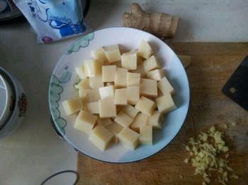 剁椒米豆腐的做法步骤1