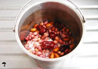 杏仁红豆粥的做法步骤2