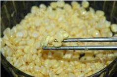 椒盐玉米粒的做法步骤2