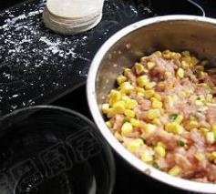 猪肉玉米饺子的做法步骤14