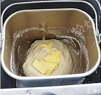 面包机版毛豆培根面包的做法步骤5