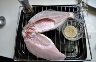 盐焗烤鱼的做法步骤1