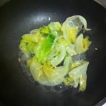 蒜茸耗油西生菜的做法步骤4