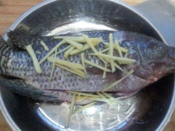 清蒸福寿鱼的做法步骤2