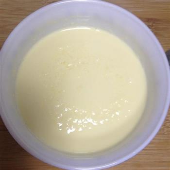 鲜奶炖蛋的做法步骤2