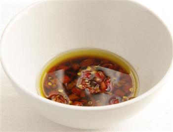 橄榄油剁椒拌豆腐的做法步骤1