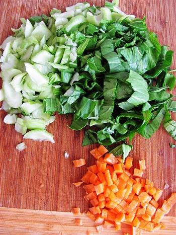 青菜焖饭的做法步骤3