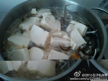 罗卜丝豆腐河蟹锅的做法步骤3
