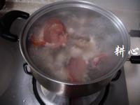 松茸火腿炖鸡汤的做法步骤5