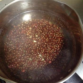 红枣红豆花生汤的做法图解1