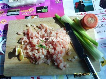 鸡肉蔬菜粥的做法步骤1