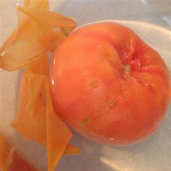 西红柿鸡蛋热汤面的做法图解4