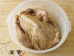 电饭煲版-盐焗鸡的做法步骤2