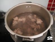清炖白萝卜牛腩汤的做法步骤2