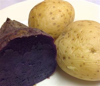 紫薯土豆蔬果沙拉的做法图解2