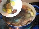 冬日里的暖身滋补萝卜牛尾汤的做法步骤3