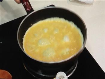 法国烤鳗鱼鸡蛋卷的做法步骤3