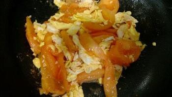 不一样的西红柿炒鸡蛋的做法步骤4