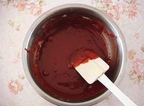 红丝绒戚风杯子蛋糕的做法步骤3
