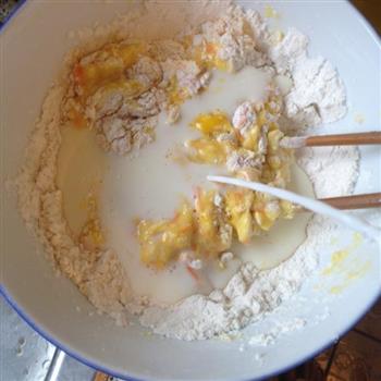 奶香鸡蛋饼的做法步骤3