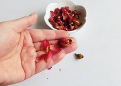 鲜枣玫瑰酱的做法步骤2