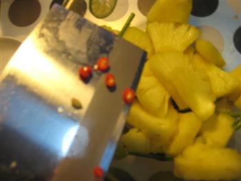 香茅草菠萝沙拉的做法图解4