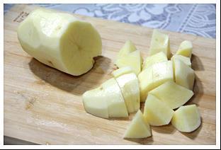 咖喱土豆炖牛肉的做法图解4