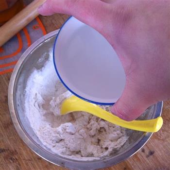 花生芝麻水晶糯米糍的做法步骤1