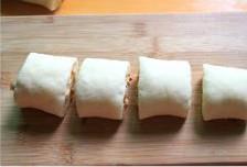 干果黄油面包卷的做法图解7