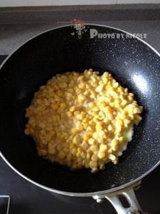 椒盐玉米粒的做法步骤4