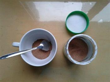 巧克力牛奶玉米片早餐的做法步骤1