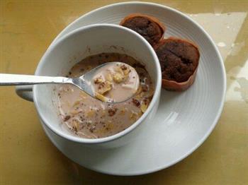 巧克力牛奶玉米片早餐的做法步骤4