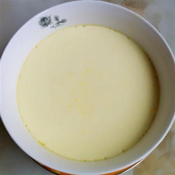鸡蛋牛奶布丁的做法步骤1