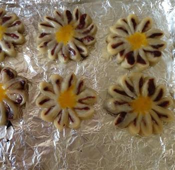菊花豆沙酥的做法步骤7