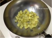 香辣过瘾的锅巴土豆的做法步骤5