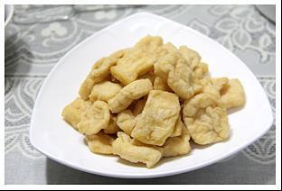 无锡最有名的特色小吃-卤汁豆腐干的做法图解1