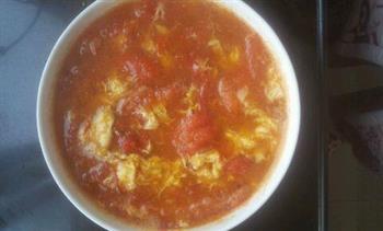 浓稠西红柿蛋汤的做法步骤2