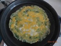 美味早餐-鸡蛋卷饼的做法步骤3