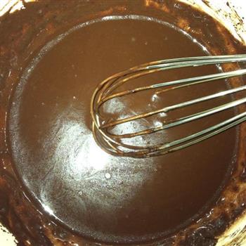 超润巧克力海绵的做法图解1