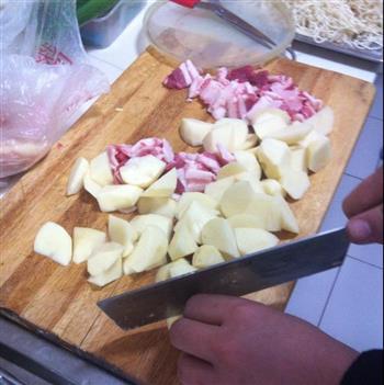 土豆豆角焖面的做法步骤1