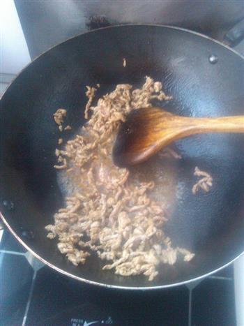 酸豇豆炒米的做法步骤6