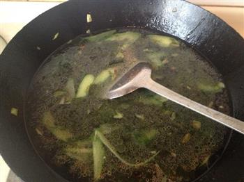 螺旋藻黄瓜疙瘩汤的做法图解5