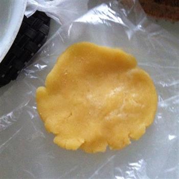 椰蓉奶酥菠萝包的做法步骤3