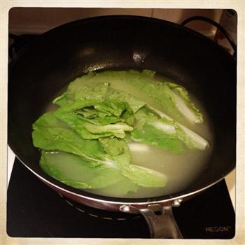 小白菜排骨汤的做法步骤1