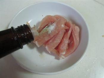 韭菜香干炒肉丝的做法步骤2