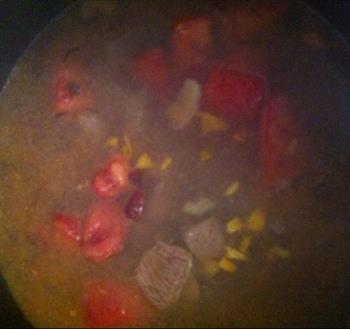中西合并西红柿牛肉土豆汤的做法图解5