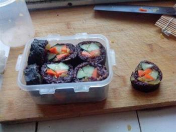 黑米低卡路里海苔寿司卷的做法步骤2